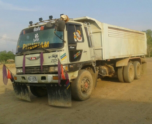 จองแล้วครับ สิบล้อ ฮีโน่ FM226 HO7Dโบว์ 220 แรง 2เพา ช่วงล่างใหญ่ สภาพดีสวยพร้อมใช้ ทุกอย่างแจ้งเข้าเล่มแล้วทะเบียนถูกต้อง พร้อมโอน