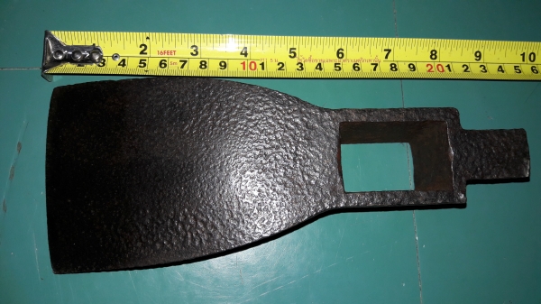 ขายจอบหงอนโบราณตราตา 2 lbs. Made in Germany.มือสอง