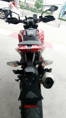 Ducati Hypermotard 821