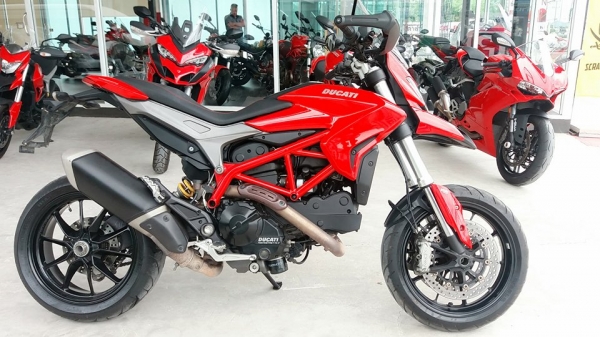 Ducati Hypermotard 821