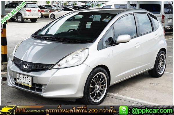 2011 HONDA JAZZ1.5 i-VTEC V