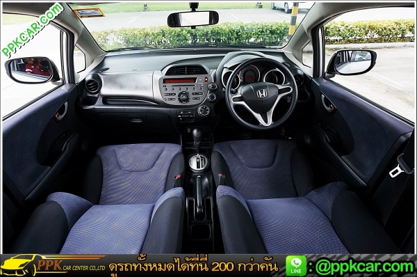 2011 HONDA JAZZ1.5 i-VTEC V