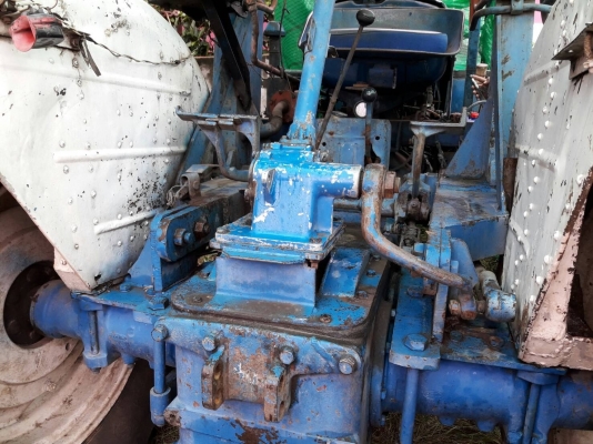 ขาย 185.000 รถคีบพร้อมใช้งาน ford. Super. ขาย 185.000 รถคีบพร้อมใช้งาน ford. Super.