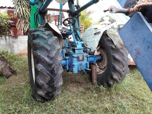 ขาย 185.000 รถคีบพร้อมใช้งาน ford. Super. ขาย 185.000 รถคีบพร้อมใช้งาน ford. Super.