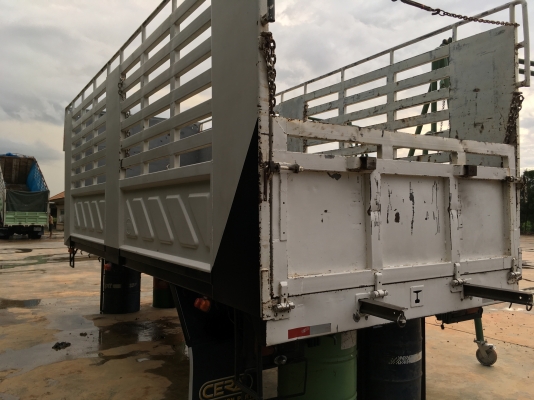 ขายกะบะล่องสามมิตรไม่ดั้ม  ยาว6.20  สภาพพร้อมใช้ไม่ผุ มีอยู่4ลูก