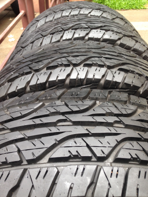 ยาง All Dunlop 285 75 16 ดอกเต็ม ใช้งานน้อย ราคาไม่แพง