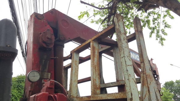 ขาย 10 ล้อ 2 เพลา ISUZU ROCKY 195 ติดเครนท้องวี UNIC 5 ตัน 5 ปลอก คัสซีสวยตลอดเส้น เล่มทะเบียนพร้อมโอน ขาย 10 ล้อ 2 เพลา ISUZU ROCKY 195 ติดเครนท้องวี UNIC 5 ตัน 5 ปลอก คัสซีสวยตลอดเส้น เล่มทะเบียนพร้อมโอน