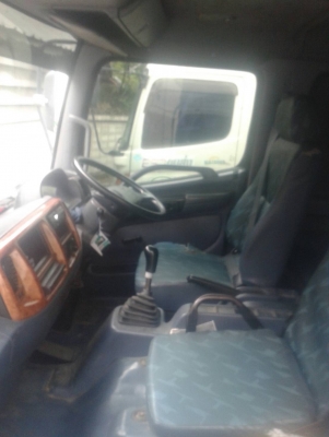 ขายรถ 6 ล้อ ฮีโน่ ตู้แห้ง  ใช้CNG ขายตามสภาพ