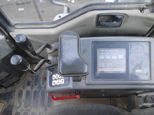 KOMATSU รุ่น WA 400-3 นำเข้าญีปุ่นแท้ KOMATSU รุ่น WA 400-3 นำเข้าญีปุ่นแท้