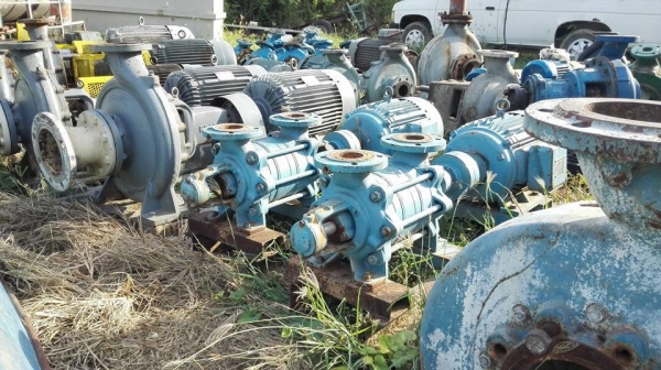 ** สิ้นสุดการรอระบายน้ำ!! ** ปั้มน้ำเข้าสวนนาไร่ส่งสปริงเกอร์ขึ้นเขาลงห้วยป้องกันน้ำท่วมมาเลือกได้เลย!!