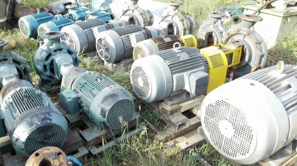 ** สิ้นสุดการรอระบายน้ำ!! ** ปั้มน้ำเข้าสวนนาไร่ส่งสปริงเกอร์ขึ้นเขาลงห้วยป้องกันน้ำท่วมมาเลือกได้เลย!!