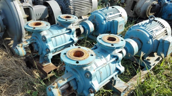 ** สิ้นสุดการรอระบายน้ำ!! ** ปั้มน้ำเข้าสวนนาไร่ส่งสปริงเกอร์ขึ้นเขาลงห้วยป้องกันน้ำท่วมมาเลือกได้เลย!!