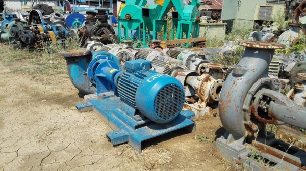 ** สิ้นสุดการรอระบายน้ำ!! ** ปั้มน้ำเข้าสวนนาไร่ส่งสปริงเกอร์ขึ้นเขาลงห้วยป้องกันน้ำท่วมมาเลือกได้เลย!!