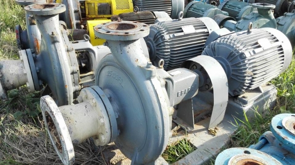 ** สิ้นสุดการรอระบายน้ำ!! ** ปั้มน้ำเข้าสวนนาไร่ส่งสปริงเกอร์ขึ้นเขาลงห้วยป้องกันน้ำท่วมมาเลือกได้เลย!!