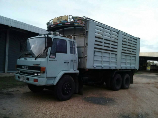 ร๊อคเล็ก 175  2 เพลา ตั้มเกษตร สนใจติดต่อ 081-7180574