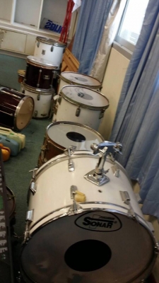 ขายเหมา "เครืองดนตรีโรงเรียน" กลอง ฉาบ คีร์บอร์ด กีต้าร์ มิกเซอร์ ฯลฯ มากมายหลายรายการ **ได้ไปคุ้มครับ ขายเหมา "เครืองดนตรีโรงเรียน" กลอง ฉาบ คีร์บอร์ด กีต้าร์ มิกเซอร์ ฯลฯ มากมายหลายรายการ **ได้ไปคุ้มครับ