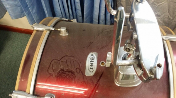 ขายเหมา "เครืองดนตรีโรงเรียน" กลอง ฉาบ คีร์บอร์ด กีต้าร์ มิกเซอร์ ฯลฯ มากมายหลายรายการ **ได้ไปคุ้มครับ ขายเหมา "เครืองดนตรีโรงเรียน" กลอง ฉาบ คีร์บอร์ด กีต้าร์ มิกเซอร์ ฯลฯ มากมายหลายรายการ **ได้ไปคุ้มครับ