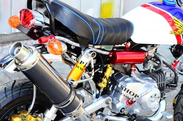 อะไหล่ แต่งรถเพียบ มีโช็คหน้า-หลัง ล้อ เครื่อง ถังน้ำมัน เบาะ และอะไหล่อื่นๆที่แต่งรถทั้งหมด ลดราคา 20-30\%