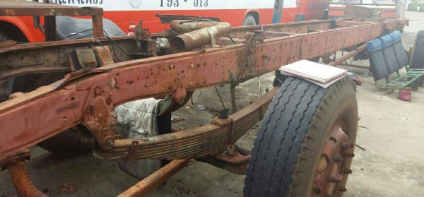 ขาายคัตชีพร้อมช่วงล่าง รถบัส  12 เมตร พร้อมช่วงล่าง