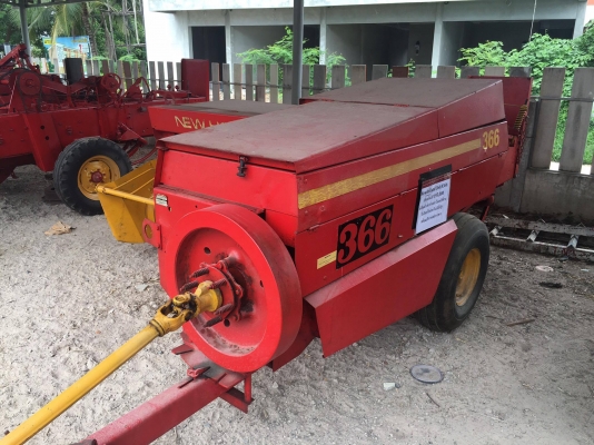 ขายเครื่องอัดฟาง Newholland 366 (N366)เช็คพร้อมใช้ ราคาถูก