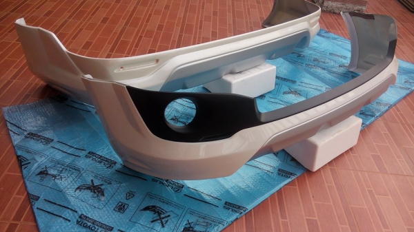 ขาย สเกิร์ตหน้า - หลัง สีขาวมุก  ขาย 9,000 บาท  สนใจติดต่อ 08 4056 0785