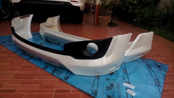 ขาย สเกิร์ตหน้า - หลัง สีขาวมุก  ขาย 9,000 บาท  สนใจติดต่อ 08 4056 0785