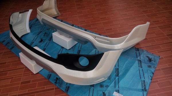 ขาย สเกิร์ตหน้า - หลัง สีขาวมุกใส่รถฟอร์จูนเนอร์    สนใจติดต่อ 08 4056 0785