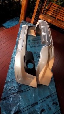 ขาย สเกิร์ตหน้า - หลัง สีขาวมุกใส่รถฟอร์จูนเนอร์    สนใจติดต่อ 08 4056 0785