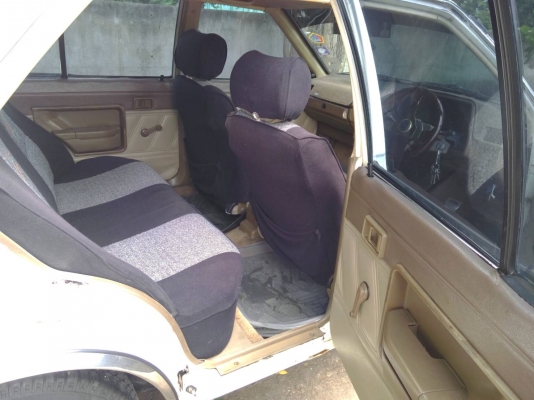 นิสสัน ซันนี่ FF ปี 85 gas battดี ขับดีแอร์สตาทติดง่าย12000 นิสสัน ซันนี่ FF ปี 85 gas battดี ขับดีแอร์สตาทติดง่าย12000