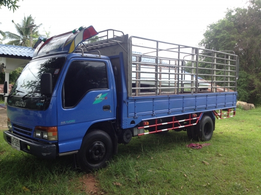 ISUZU NPR 130แรงปี46 ยาว5เมตร