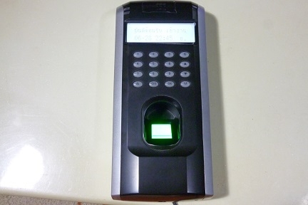 เครื่องสแกนลายนิ้วมือ