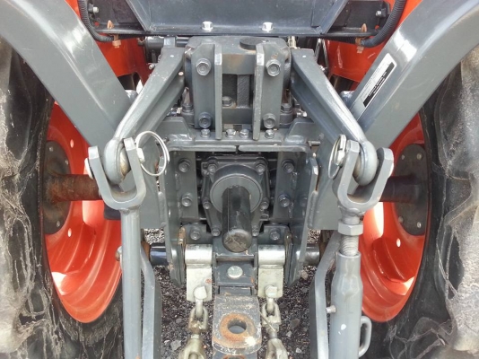 คูโบต้า B2140 4 WD ทำงาน 140 ชั่วโมง จด ส.ค.2557