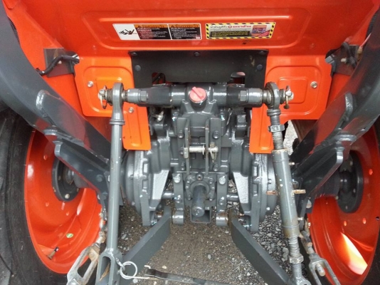 คูโบต้า L3608SP 4 WD  ตัวเปล่า ทำงาน 187 ชั่วโมง ปี 2558