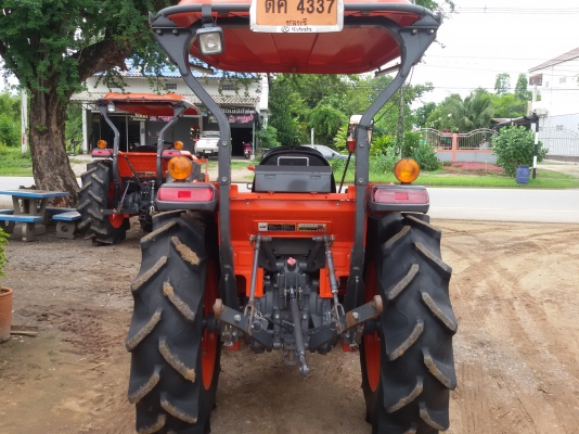 ปัญญาแทรคเตอร์..จัดมาให้ครับ ด่วน!!!คูโบต้า L3608SP พร้อมใบมีดคานล่างFD163พร้อมผาน6&times;22 ทำงาน271ชม.รถไร่สีเดิมๆ เล่มทะเบียนพร้อม