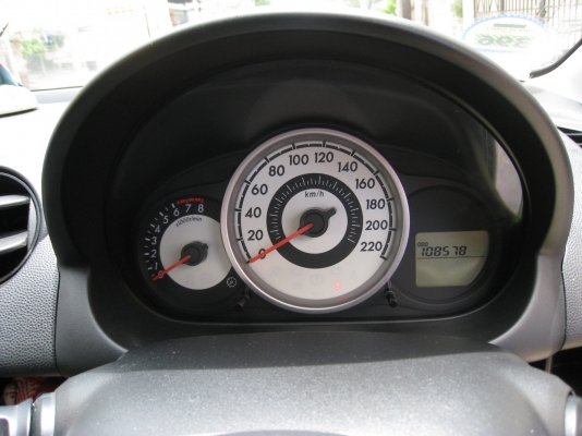 MAZDA 2 spirit sport AT 1.5 ปี2010