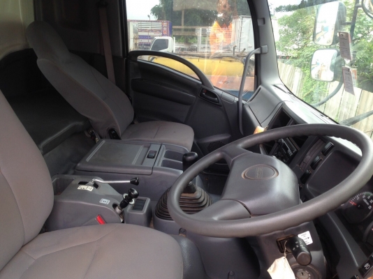 ขาย 2,350,000 ISUZU 360 ปี 58 วิ่ง 33,130 กม.เครื่องเกียร์ดีมาก ยางสวยสภาพเหมือนใหม่รถพร้อมใช้เอกสารพร้อมโอน(จัดไฟแน้นได้ 1.89ล้าน) 090-772-3710 090-772-3708