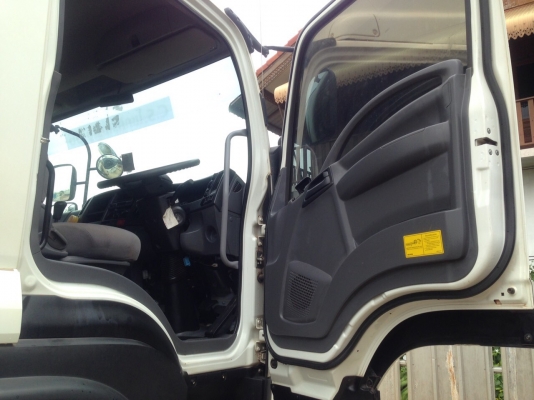 ขาย 2,350,000 ISUZU 360 ปี 58 วิ่ง 33,130 กม.เครื่องเกียร์ดีมาก ยางสวยสภาพเหมือนใหม่รถพร้อมใช้เอกสารพร้อมโอน(จัดไฟแน้นได้ 1.89ล้าน) 090-772-3710 090-772-3708