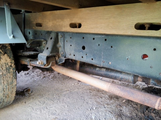 ขายคับ. NKR 110 ปี40. ห้างแท้.  เครื่องดี. คัสชีสวย. ภายในครบ.  เครื่อง 4BE1. คัสชีNKR58LX 5T ยาว4.30. ยาง750~16 รถพร้อมใช้งาน.  ราคา355000. ต่อรองได้นิดหน่อย สนใจ0930693225