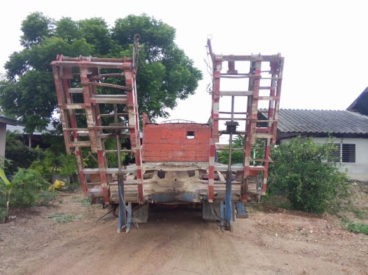 ขายรถสิบล้อ เทเลอร์ลากรถเกี่ยวข้าว แมคโค เครื่องยนต์อีซูซุ 160 แรงม้า 6 สูบ เครื่องยนต์ทำมาใหม่ รถต่อทะเบียบไม่ขาด!!!