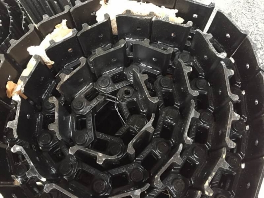 ขาย โซ่ แทรค พร้อมใบ ของใหม่นำเข้า มาตรฐานญี่ปุ่น โทร.090-986-2521 อ๊อบ