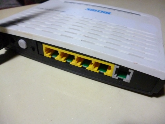 ไวเลส เราว์เตอร์