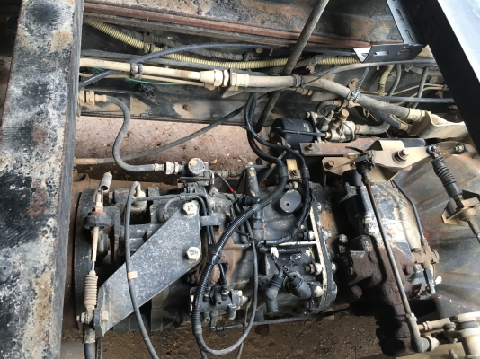 ขายด่วนรถดั้มสองเพลาFM1J สมอทอง220แรง ปี46 รถสวยเดิมๆบางๆหัวสีเดิม