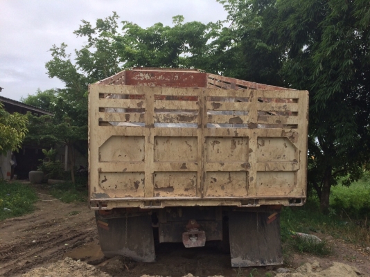 ขายด่วนรถดั้มสองเพลาFM1J สมอทอง220แรง ปี46 รถสวยเดิมๆบางๆหัวสีเดิม