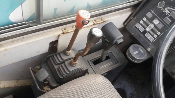 ขายรถเครน KOBELCO 4 ล้อขนาด 7 ตัน เอกสารอินวอย ราคา 850000