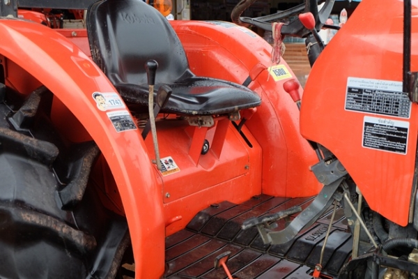 ขายรถไถรุ่น L4708 ดาวน์ 10,000 บาท พร้อมใบมีด ผานพรวน มีเอกสารพร้อมโอน รถสวยพร้อมใช้งาน ขายรถไถรุ่น L4708 ดาวน์ 10,000 บาท พร้อมใบมีด ผานพรวน มีเอกสารพร้อมโอน รถสวยพร้อมใช้งาน