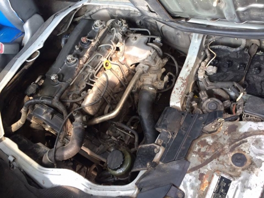 ขายคอมมิวเตอร์ หลังคาสูง ดีเซล ตามสภาพ ขายคอมมิวเตอร์ หลังคาสูง ดีเซล ตามสภาพ