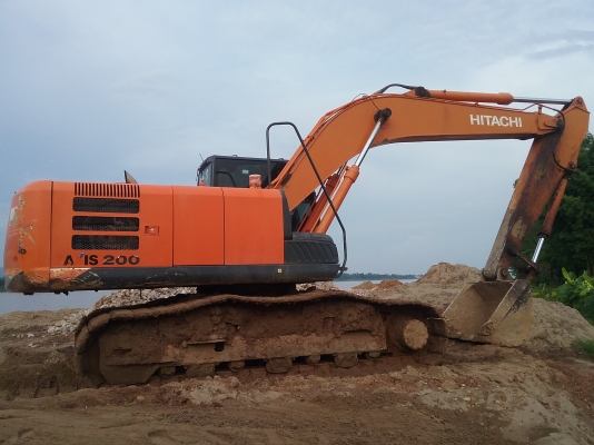 ขาย 1,795,000 HITACHI  ZX 200-5 G ปี 2012 ทำงาน 6,559 ชม. รถสวยพร้อมใช้เอกสารพร้อมโอน(ไม่รั่วไม่ซึมสวยเหมือนใหม่) 090-772-3710 090-772-3708