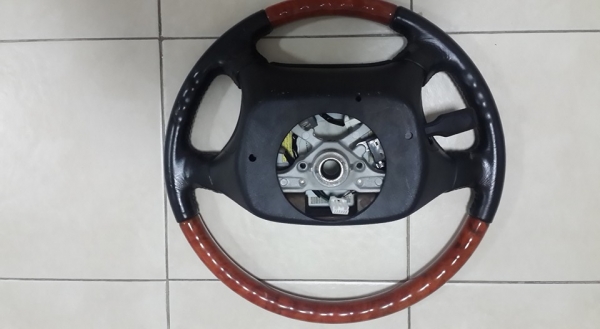 พวงมาลัย Toyota ลายไม้ แอร์แบ็คไม่แตกสภาพสวย