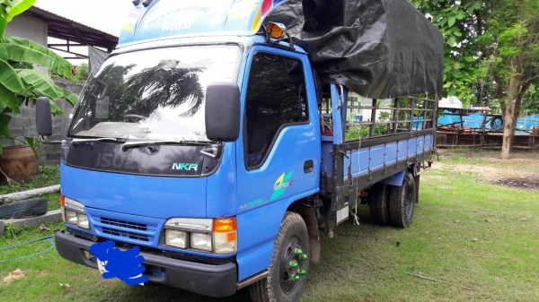 หกล้อ อีซูชุ NKR130โบว์ ปี43ช่วงยาว4.30ม สภาพดีมากสวยพร้อมใช้  ทะเบียนพร้อมโอน