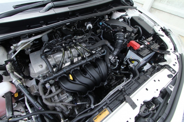 Toyota altis 1.6E CNG โรงงาน